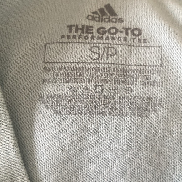 Adidas Tank to. - Picture 6 of 6